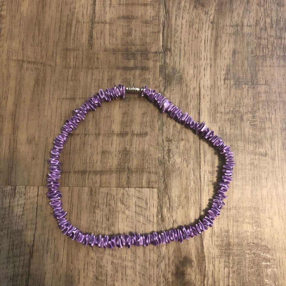 super trendy puka shell necklace